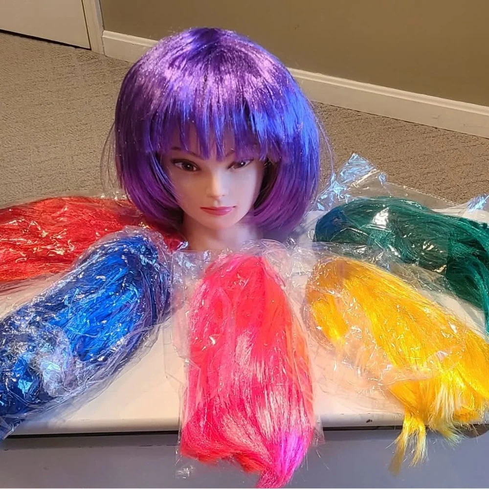 Party wigs set of 6 with 6 heart sunglasses